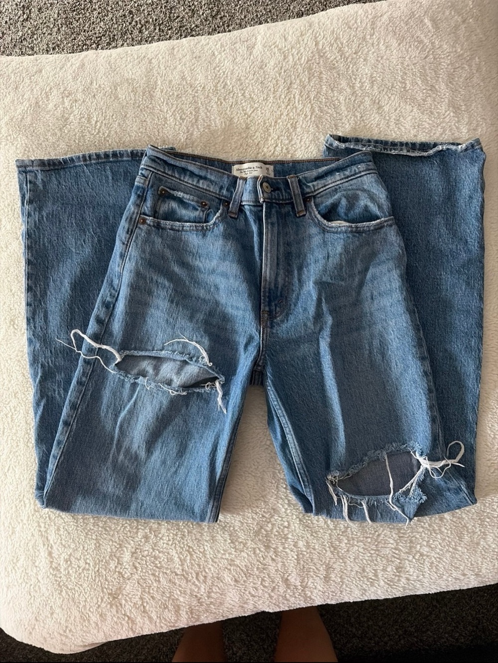 abercrombie 90s relaxed jeans